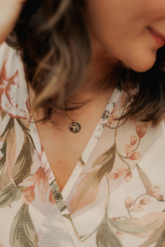 Bloom Birth Flower Necklace – Personalized Disc