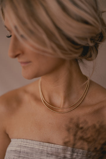 Galaxy Choker Necklace – Minimal Beaded Chain