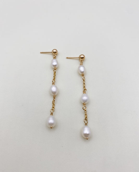 Long pearl Earring
