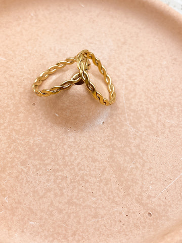 Wave Ring