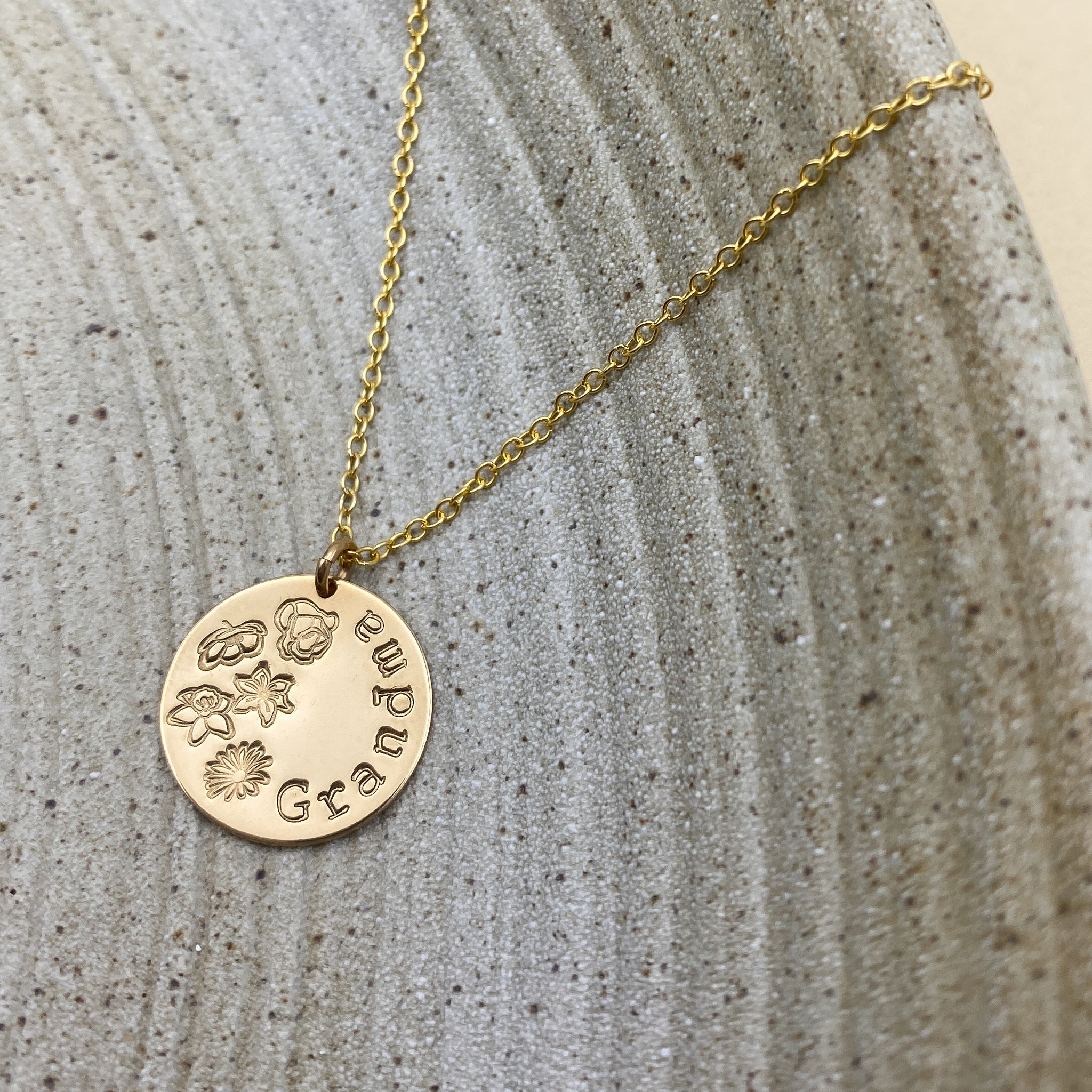 Skylar Pendant Necklace